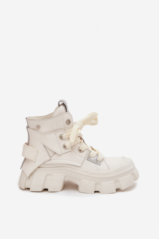 White insulated sporty style ankle boots GOE SS2N4055