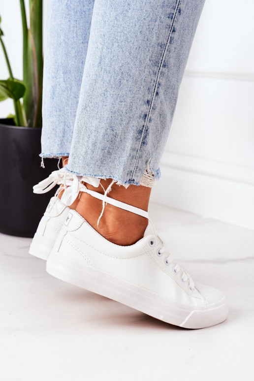 Women's leather sneakers in white Mega