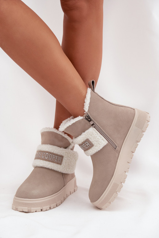 Women's snow boots made of natural suede with insulation Lee Cooper LCJ-25-01-3739 in gray