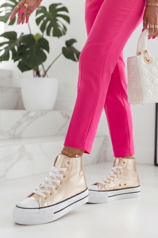 Auksinės spalvos metaliniai sportbačiai virš kulkšnies Piper
