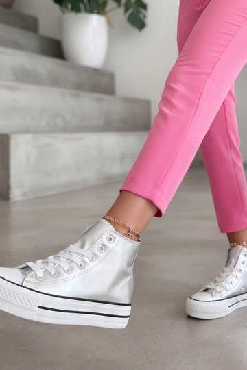 Srebrne metaliczne sneakersy za kostkę Piper