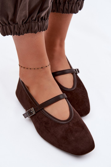 Ballet flats with straps made of faux suede Felora