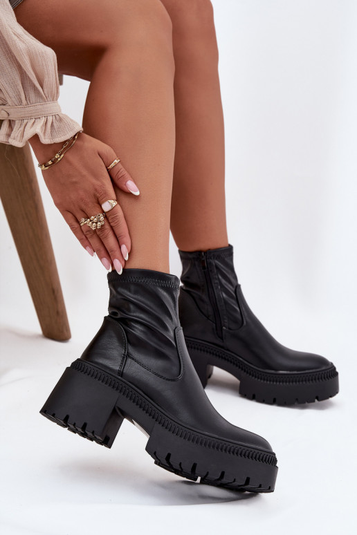 Women's ankle boots on chunky heels and platform in black faux leather Elvianne