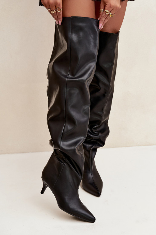 Women's knee-high slip-on boots with slim heels in black Ysolienne