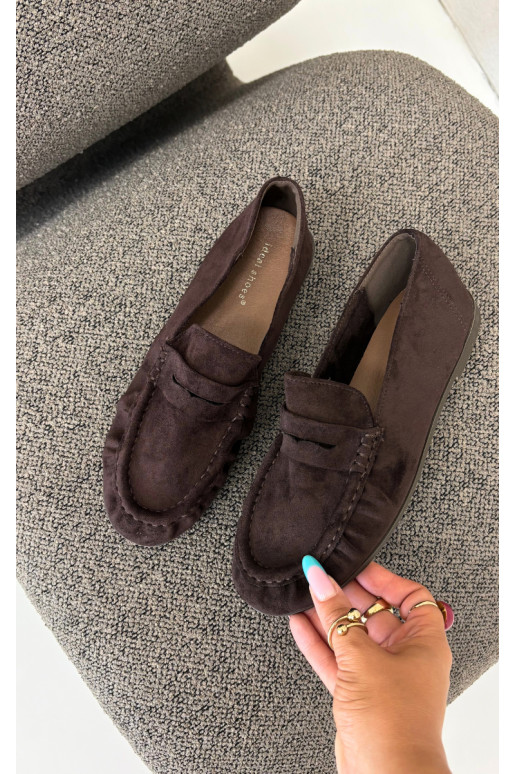 Women's moccasins with ruffles made of faux suede in chocolate color Sabley