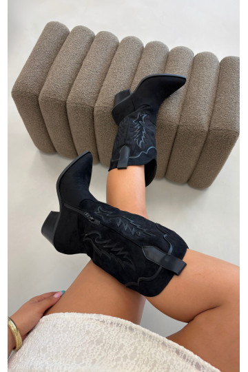 Długie buty kowbojskie w czarnym kolorze Betina