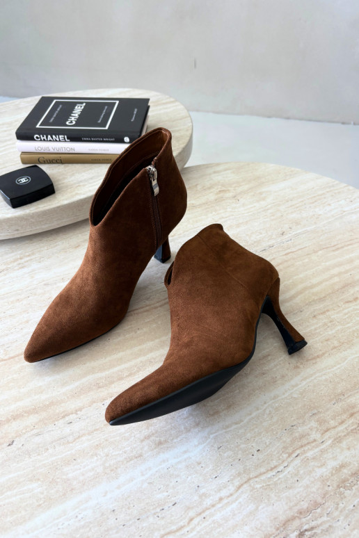 Women's ankle boots on a slim heel with pointed toe in brown color Bessia