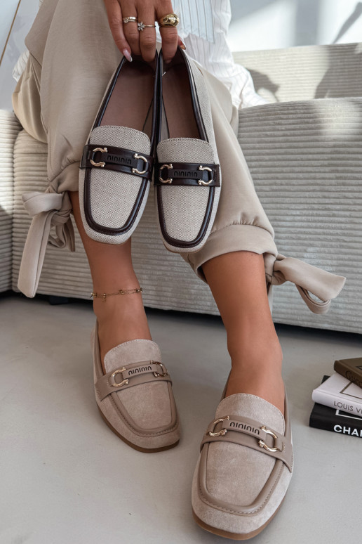Sand-colored moccasins with decorative elements Evelora