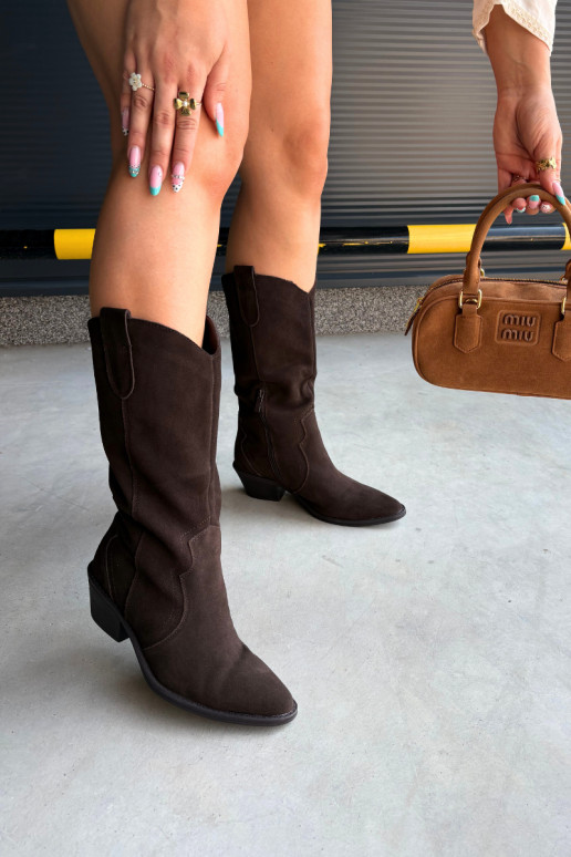 Knee-high cowboy-style boots in natural suede with insulation and heels in chocolate color Radley