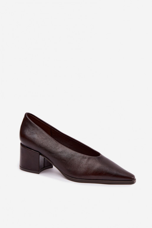 Shoes with pointed toe and square heels made of faux leather in dark brown color Lavisa