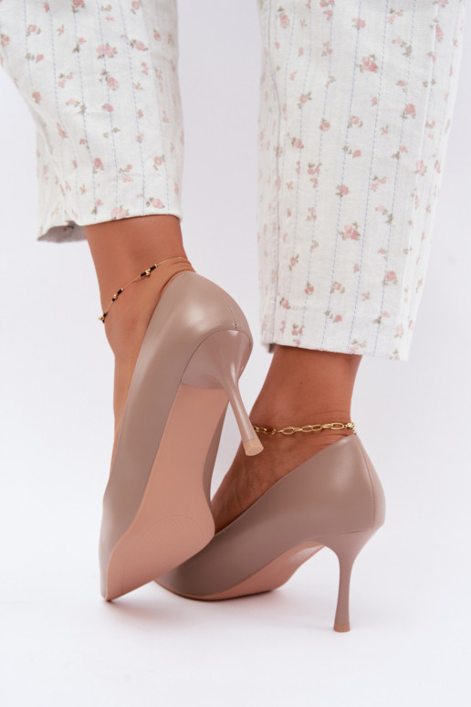 Khaki classic high heels made of faux leather Nesha