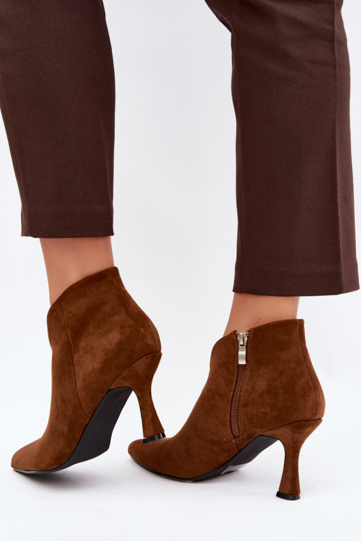 Women's ankle boots on a slim heel with pointed toe in brown color Bessia