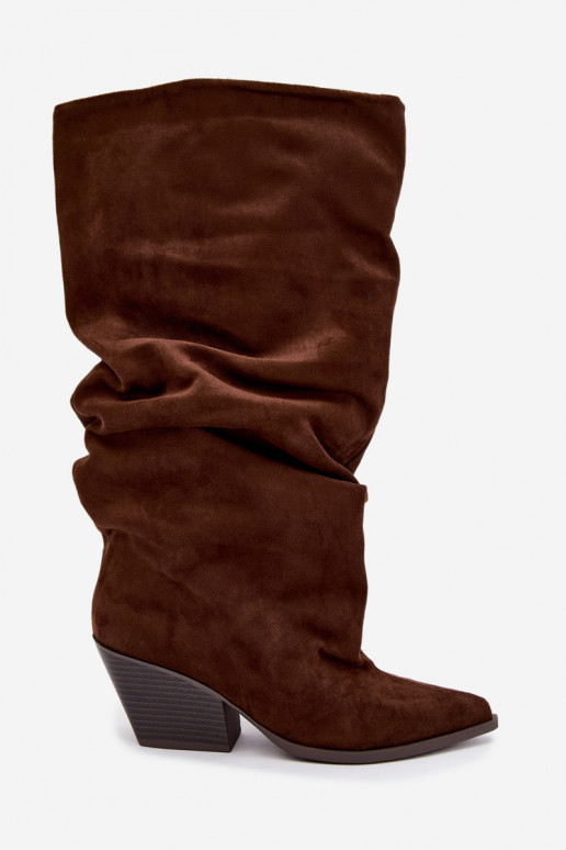 Women's knee-high boots with a curved upper and heels made of suede, brown Durela