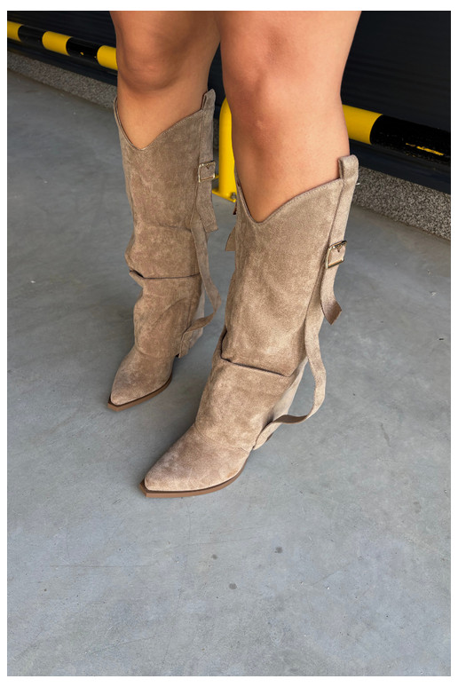 Women's over-the-knee boots with heels and ruffles and buckles in sand color Caster