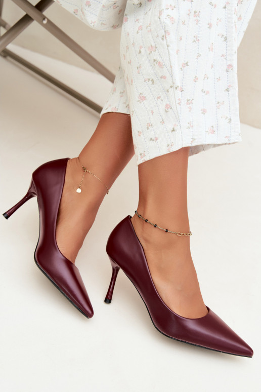 Classic high-heeled shoes made of faux leather, burgundy Nesha