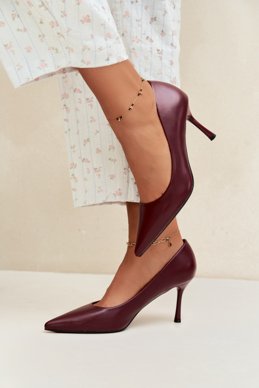 Classic high-heeled shoes made of faux leather, burgundy Nesha