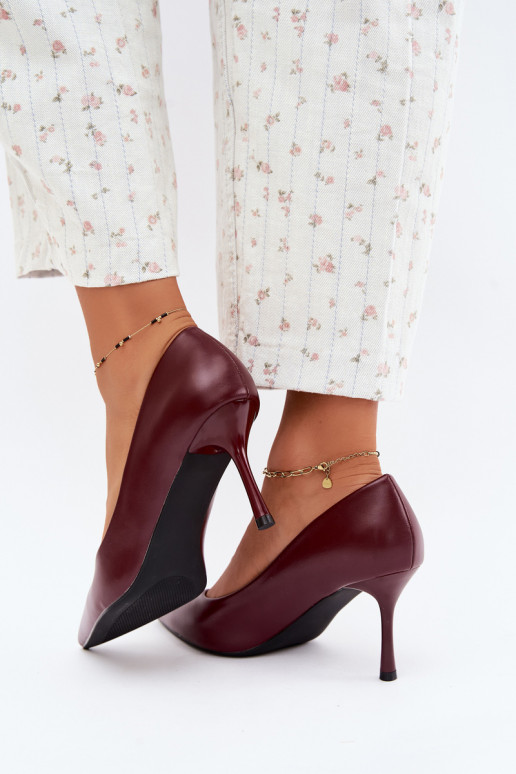 Classic high-heeled shoes made of faux leather, burgundy Nesha