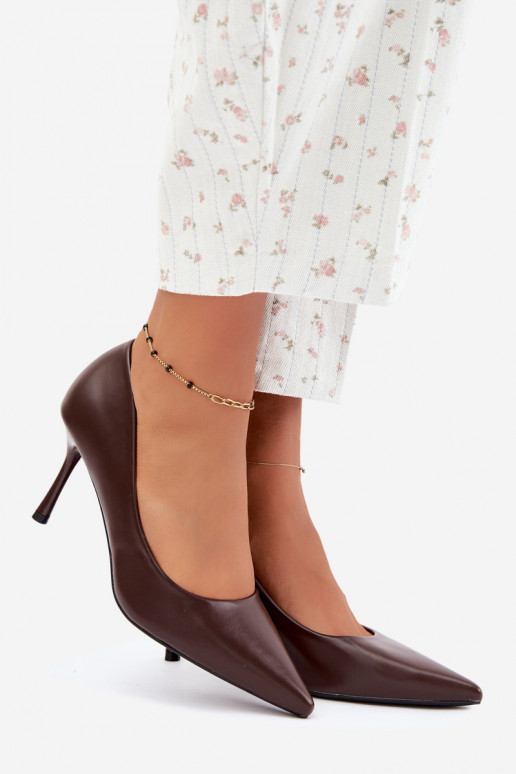 Classic high-heeled shoes made of faux leather, chocolate Nesha