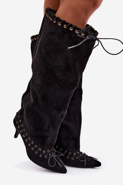 Knee-high boots with medium heel in faux suede with decorative laces in black color Juletta