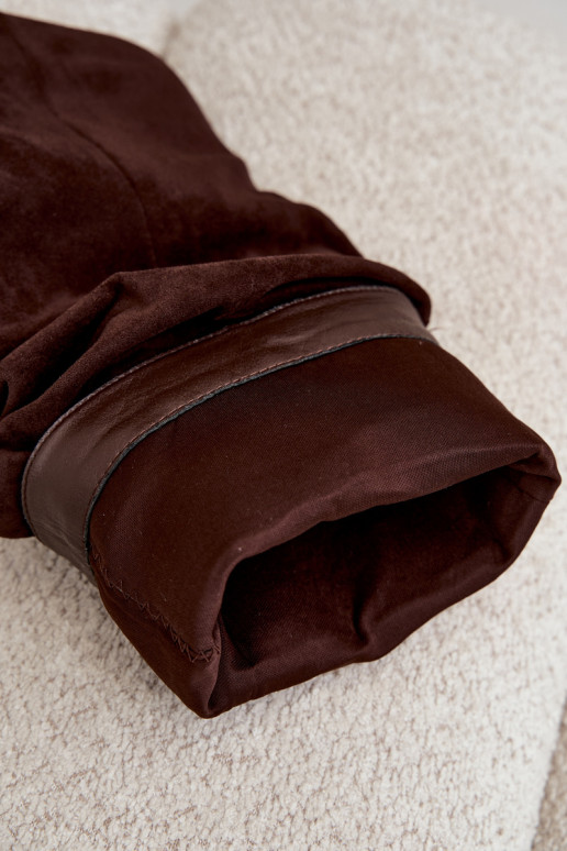 Chocolate wrinkled knee-high boots with kitten heel made of suede LoĮen
