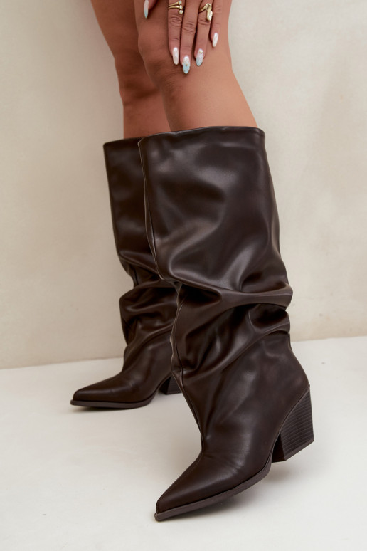 Chocolate slip-on knee-high boots with heels and pointed toes made of faux leather Blenia