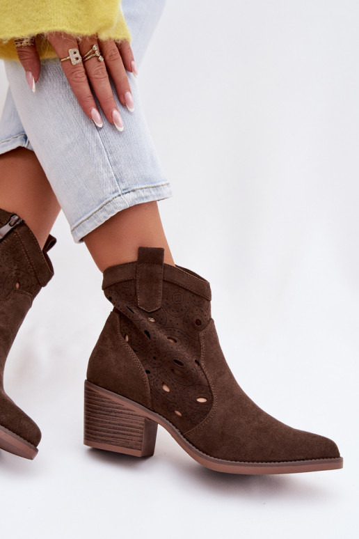 cowboy style women's ankle boots with cut-out details CzekoladoĮe Nolvina