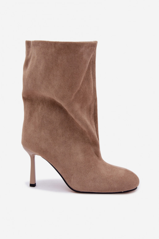Sand-colored ankle boots with slim heels Slouchy Penrose