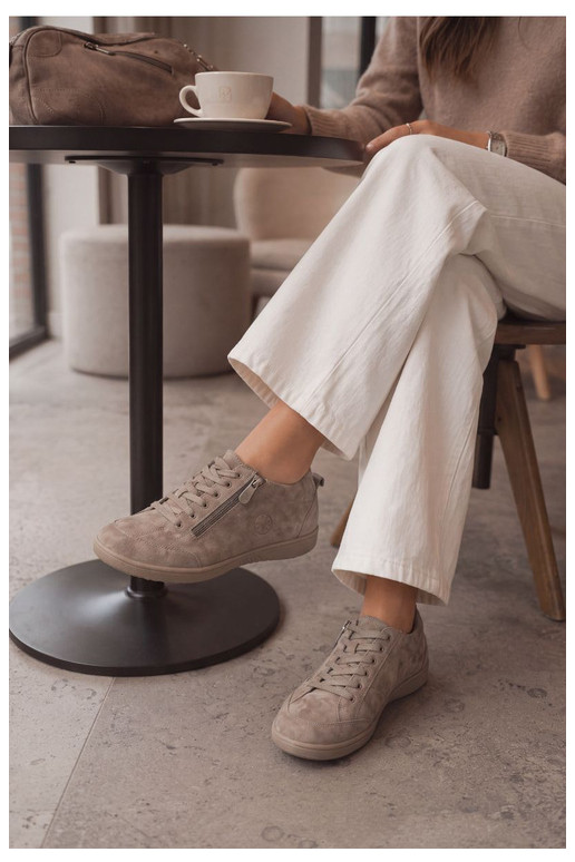 Women's shoes in sand faux suede Brindle