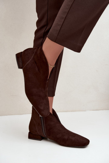 Chocolate low ankle boots Cut Out with wide heels Canella 2