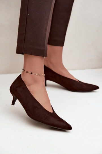 Chocolate suede shoes with Kitten Heel Nuretta