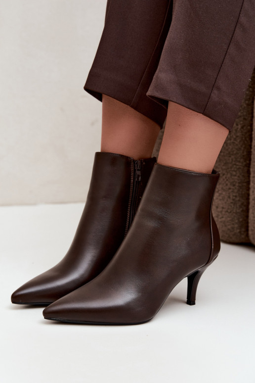 Ankle boots with thin heels, pointed toe, in chocolate faux leather Niretta