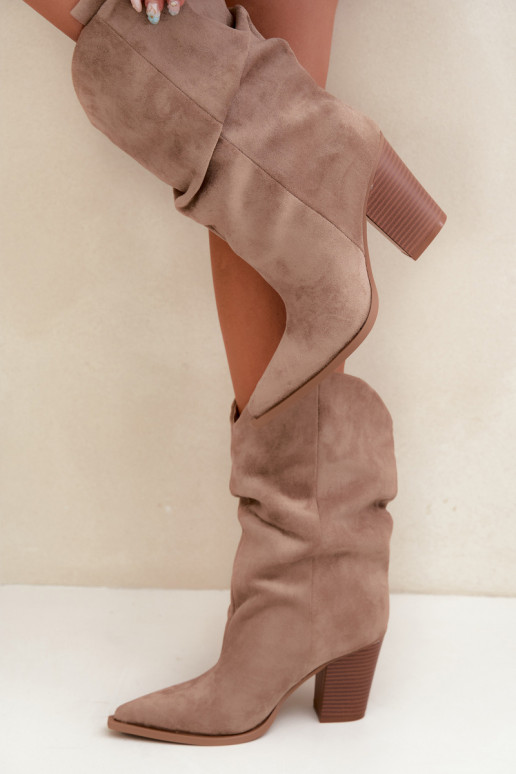 Sand suede ankle boots with ruffles on the column Inela