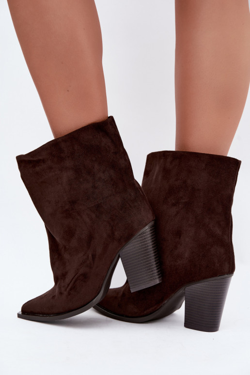 Women's ankle boots with pointed toe in chocolate color Hileta