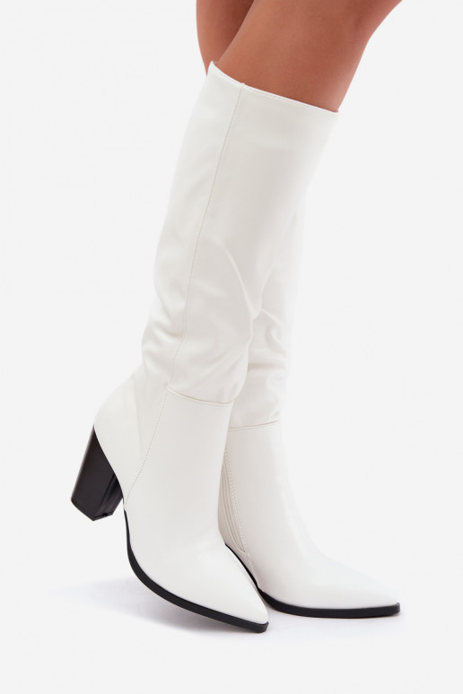 faux fur long boots on the shaft made of faux leather in white color Drelia