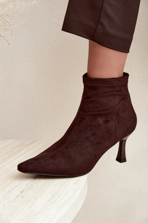 Women's ankle boots on a slim heel with stitching in chocolate color Clancy