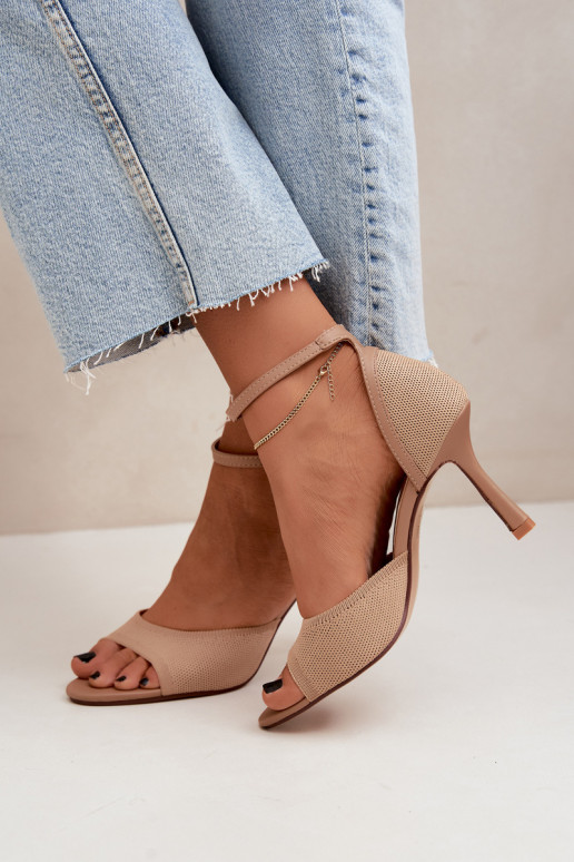 Sandals with thin heels in sand color Galya