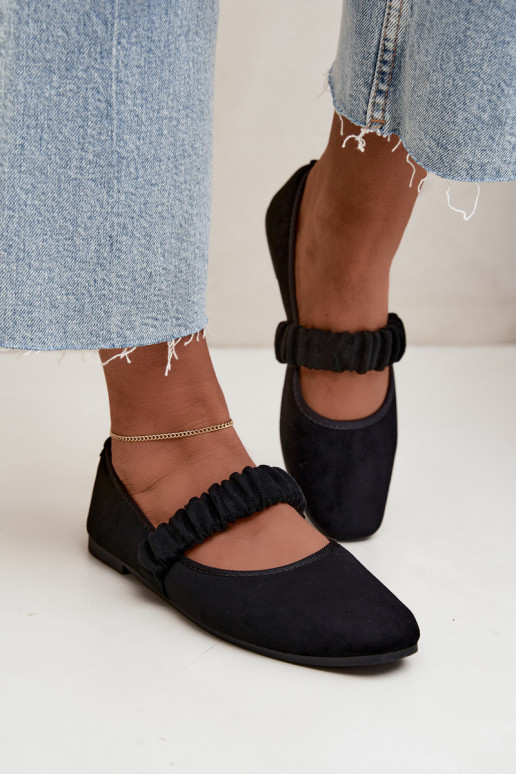 Black ballerinas with carved straps Loreya