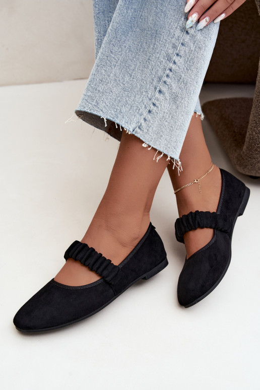 Black ballerinas with carved straps Loreya