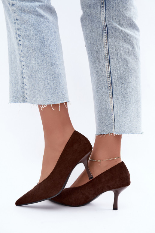 Sandals made of faux suede with gold details in chocolate color Adessa