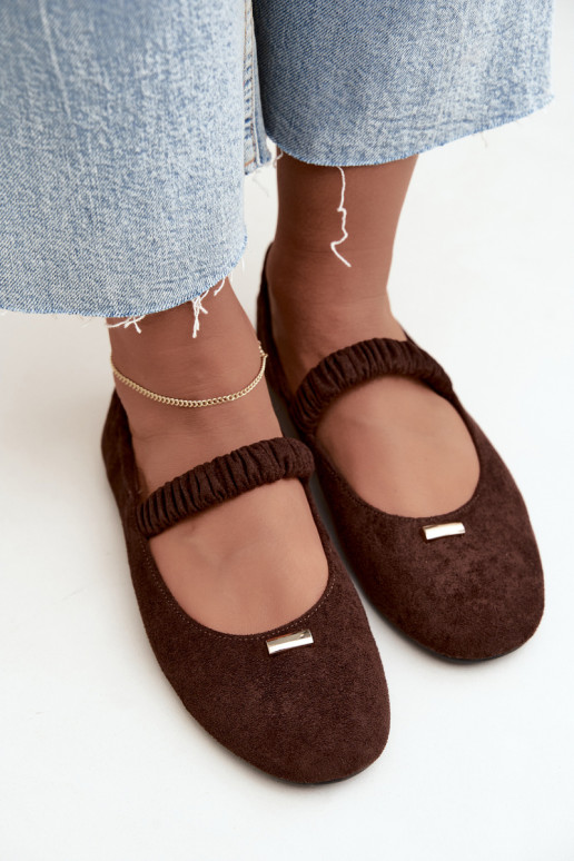 Chocolate colored sandals with decorative details Brinelle