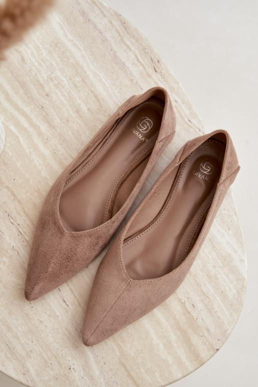Ballerinas with pointed toes made of faux suede in sand color Corabella