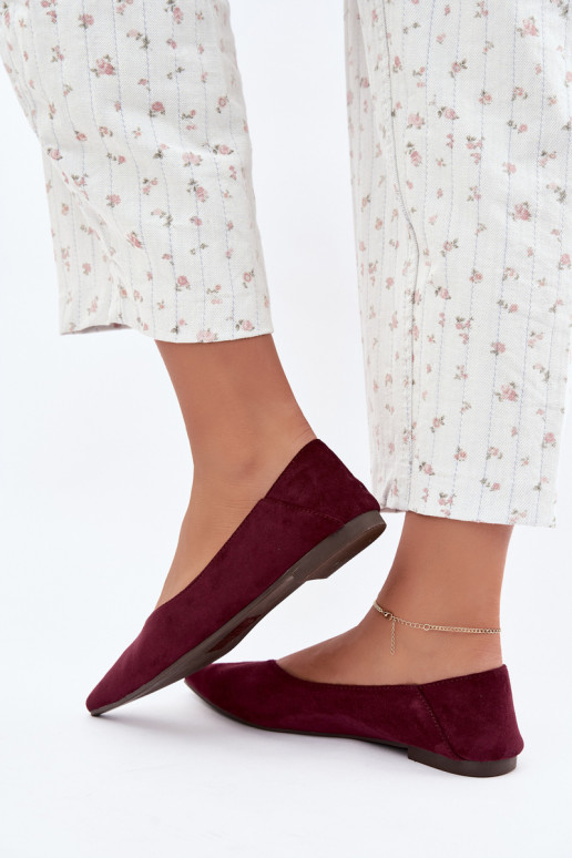 Ballerinas with pointed toes made of faux suede in burgundy color Corabella
