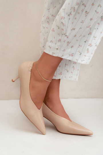 Aukštakulniai bateliai su siuvinėjimu ir dekoratyviniais elementais smėlio spalvos Dalis