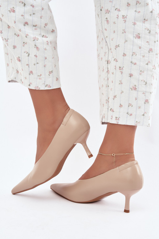 Heels with embroidery and decorative elements in sand color Dalis