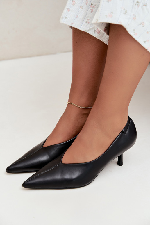 Heels with embroidery and decorative elements in black color Dalis