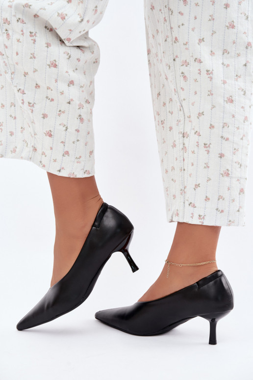 Heels with embroidery and decorative elements in black color Dalis