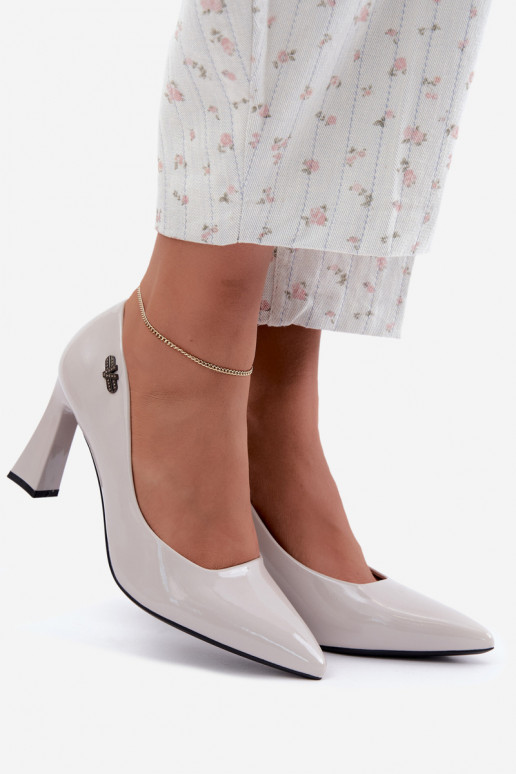 Vinceza 62328 gray patent heels