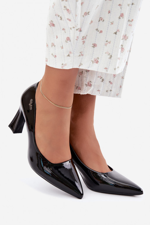 Vinceza 62328 black patent heels