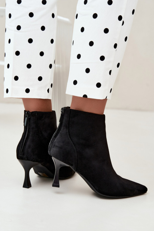women's insulated ankle boots with heels in black Elsya