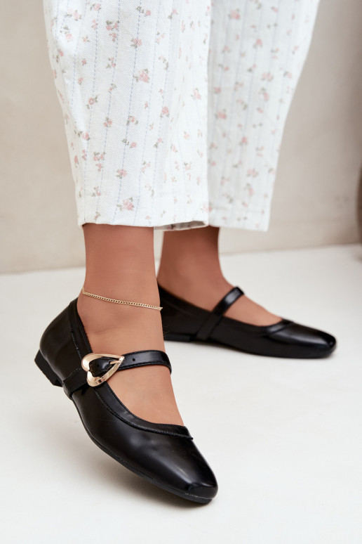 ballet flats with buckles and hearts in black Relsa